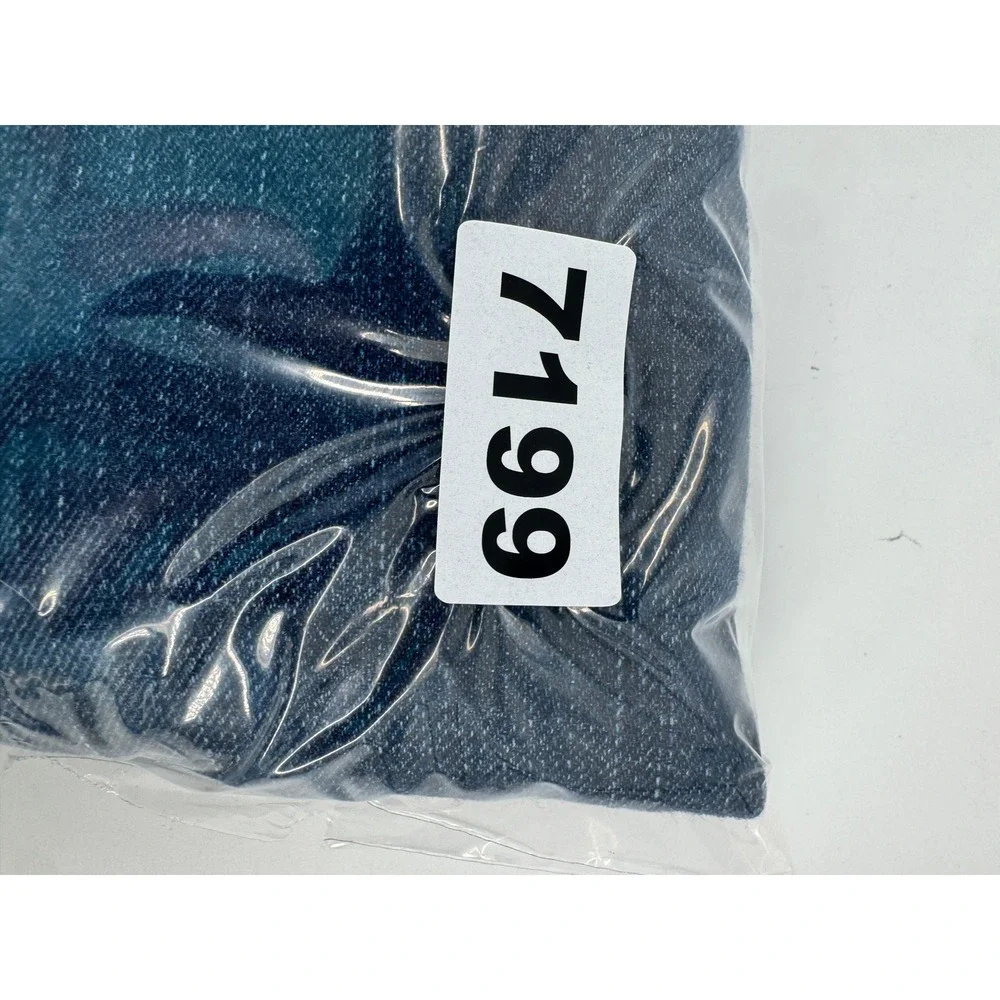 Levis levi 527